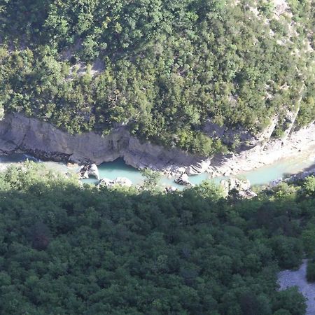 Готель Auberge Des Cretes La Palud-sur-Verdon Екстер'єр фото