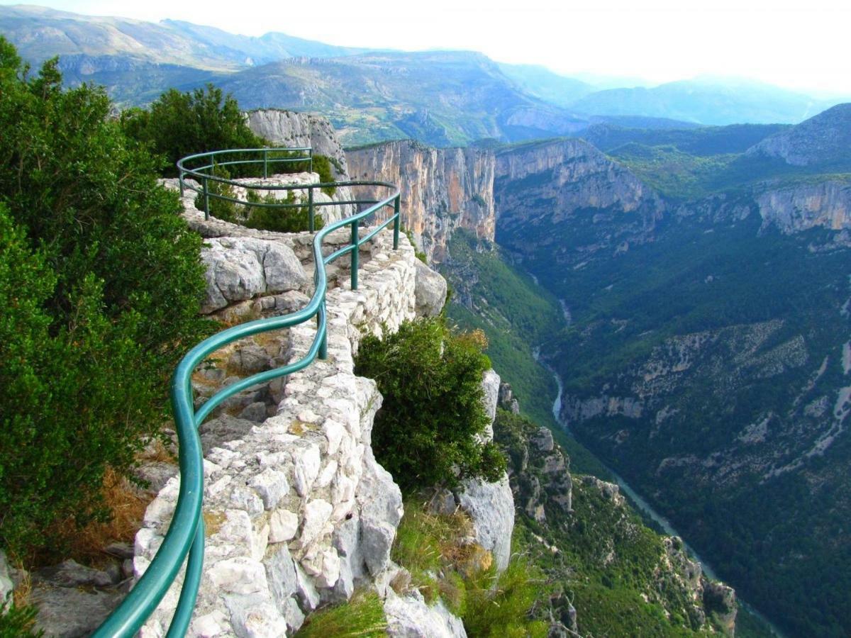 Готель Auberge Des Cretes La Palud-sur-Verdon Екстер'єр фото